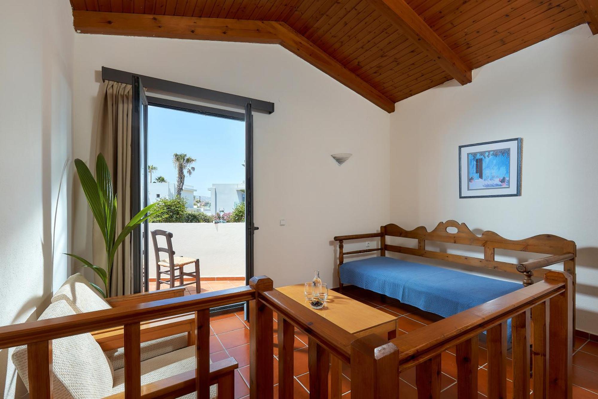 Creteco Hotel & Suites Goúrnes 外观 照片